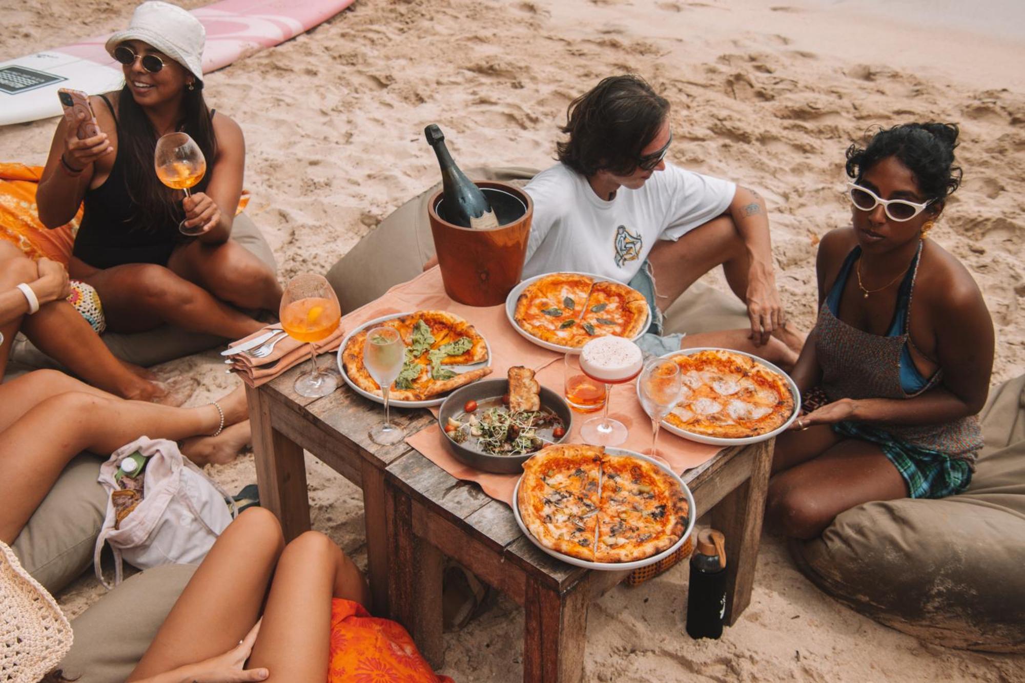 La Playa Beach Club Dikwella Eksteriør bilde