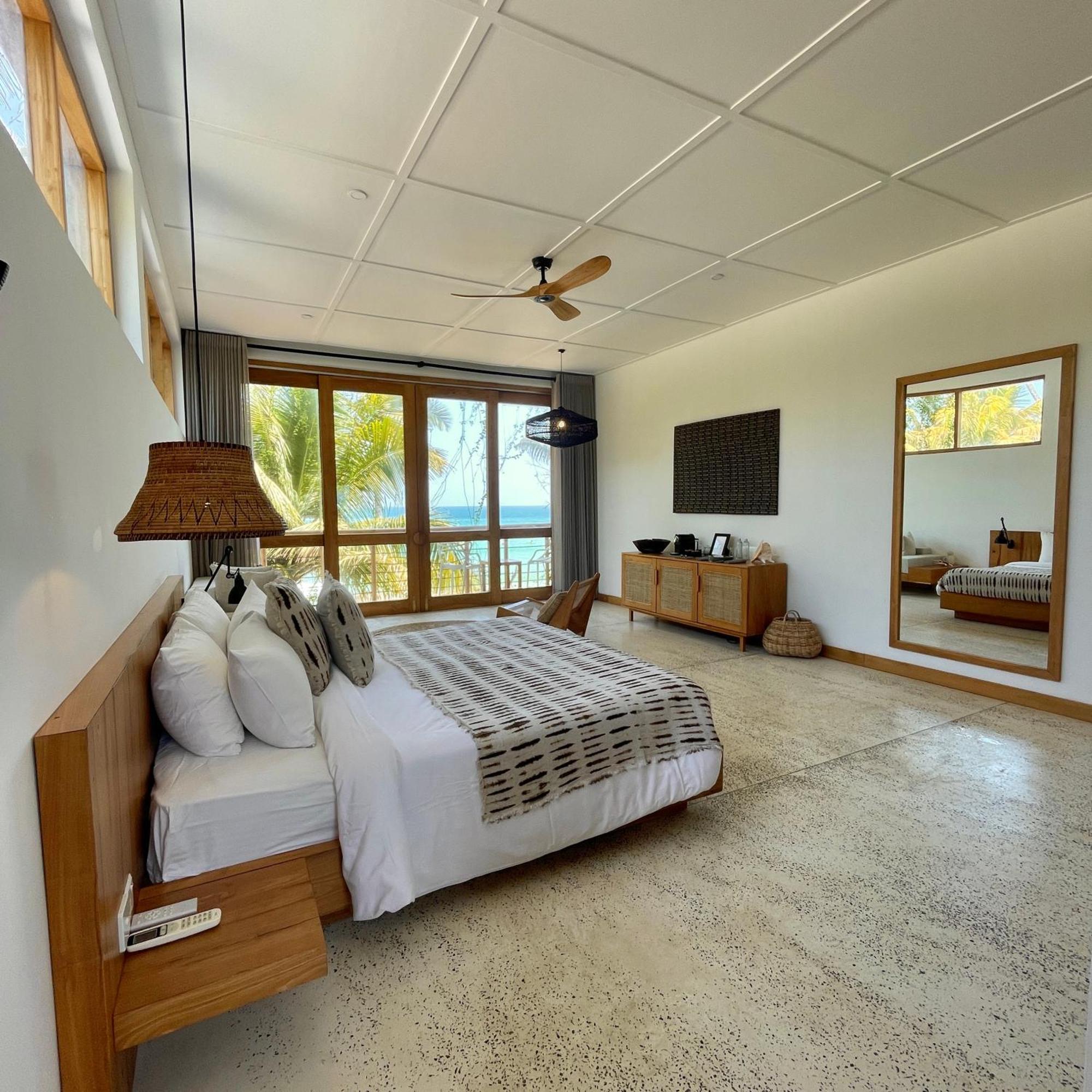 La Playa Beach Club Dikwella Eksteriør bilde