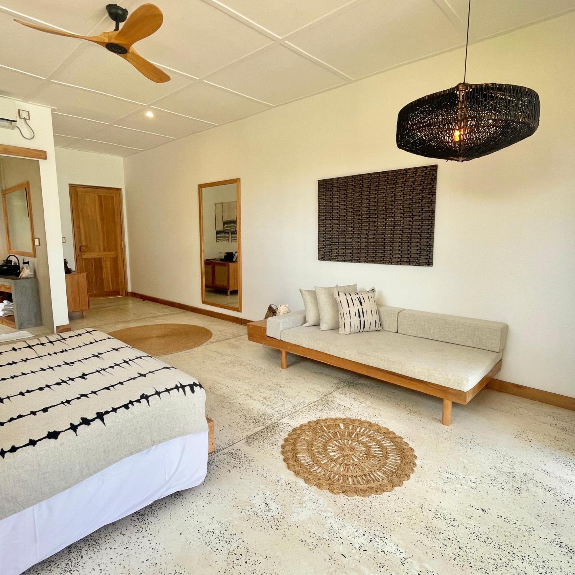 La Playa Beach Club Dikwella Eksteriør bilde